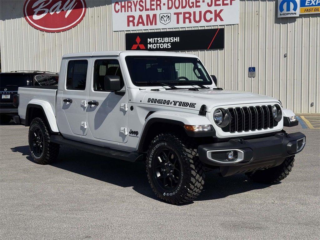 New 2025 Jeep Gladiator High Tide image 8