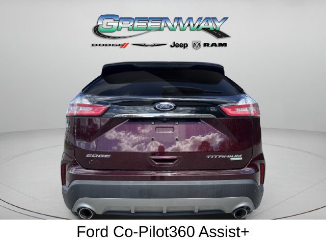 Used 2019 Ford Edge Titanium FWD image 4