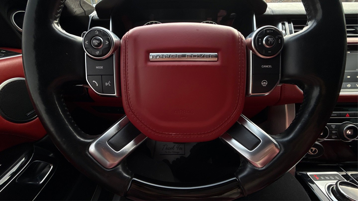 Used 2017 Land Rover Range Rover Autobiography image 12