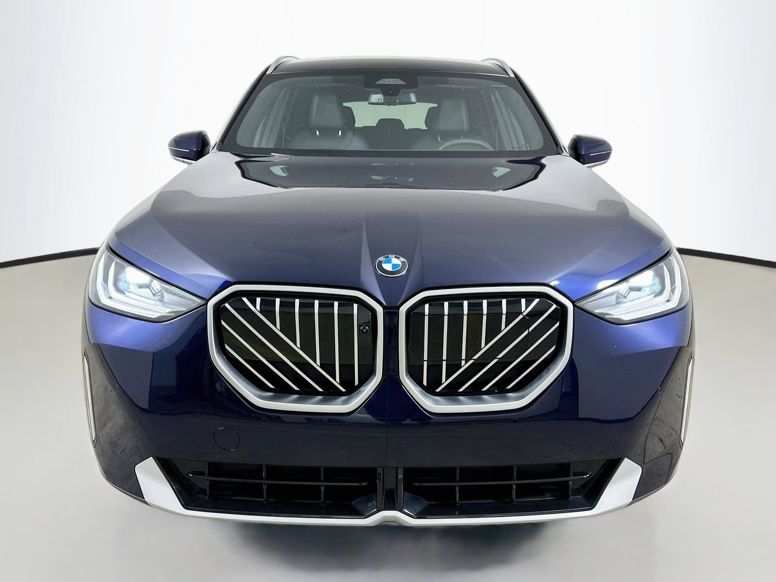 Used 2026 BMW X3 xDrive30i w/ Premium Package AWD/4WD image 2