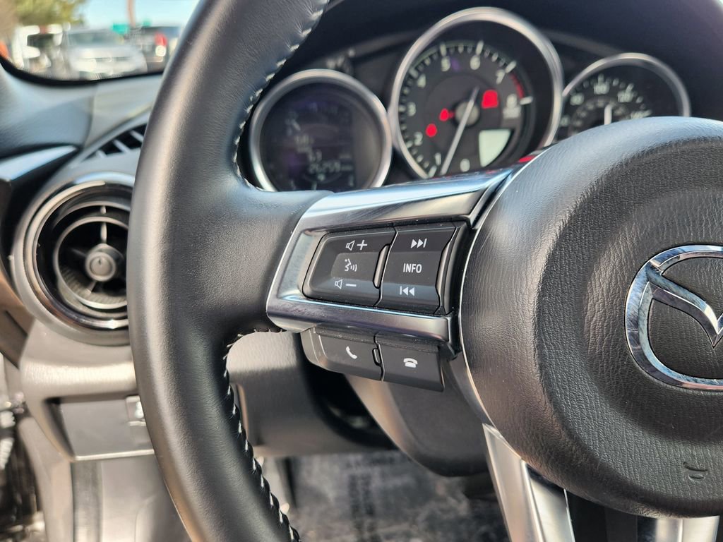 Used 2023 MAZDA MX-5 Miata Club image 18