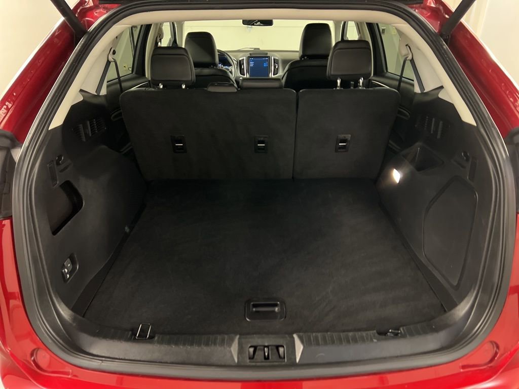 Certified 2024 Ford Edge Titanium AWD/4WD image 32