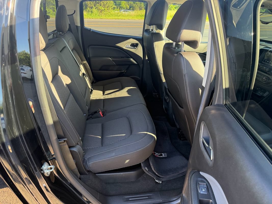 Used 2018 Chevrolet Colorado Z71 AWD/4WD image 33