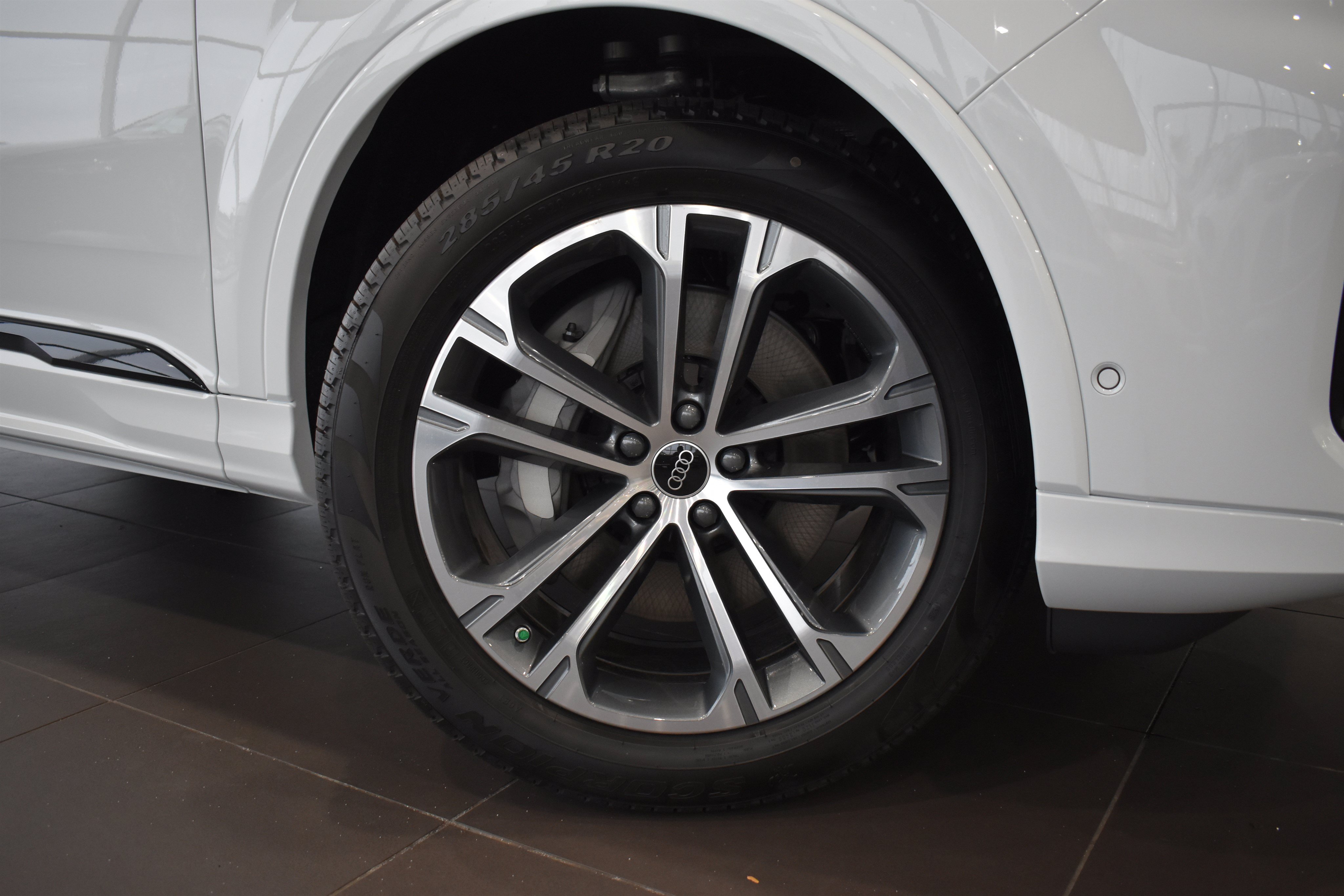 New 2026 Audi Q7 2.0T Premium AWD/4WD image 2