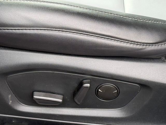 Certified 2023 Ford Explorer XLT w/ Equipment Group 202A image 7