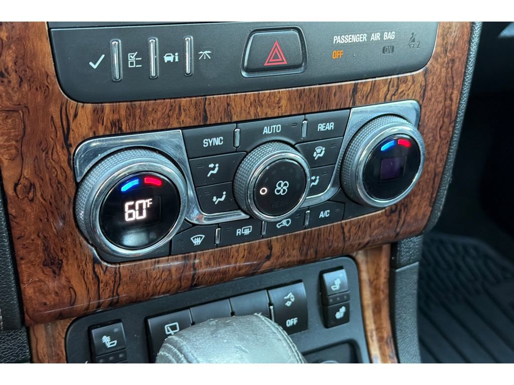 Used 2014 Chevrolet Traverse LT w/ LPO, 'HIT The Road' Package image 24