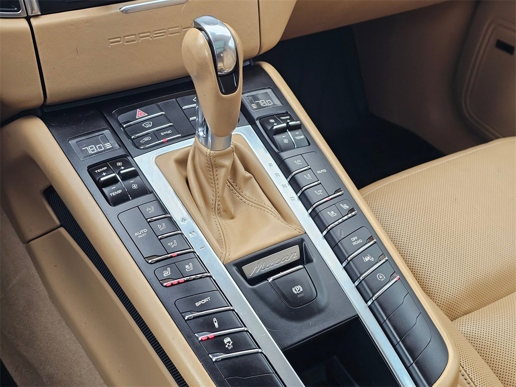 Used 2016 Porsche Macan Turbo image 19