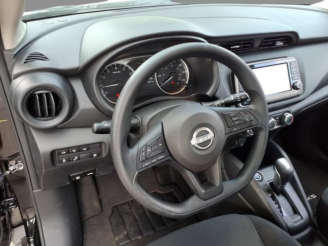 Certified 2025 Nissan Kicks Play S FWD image 22