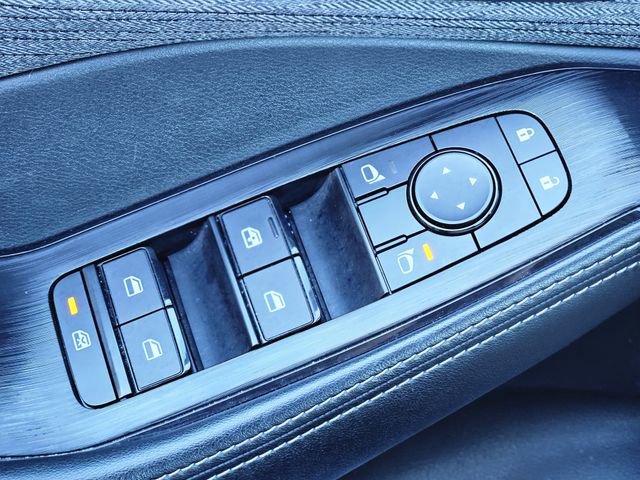 Certified 2023 Nissan Rogue SV image 21