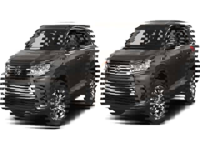Used 2019 Toyota Highlander LE image 1