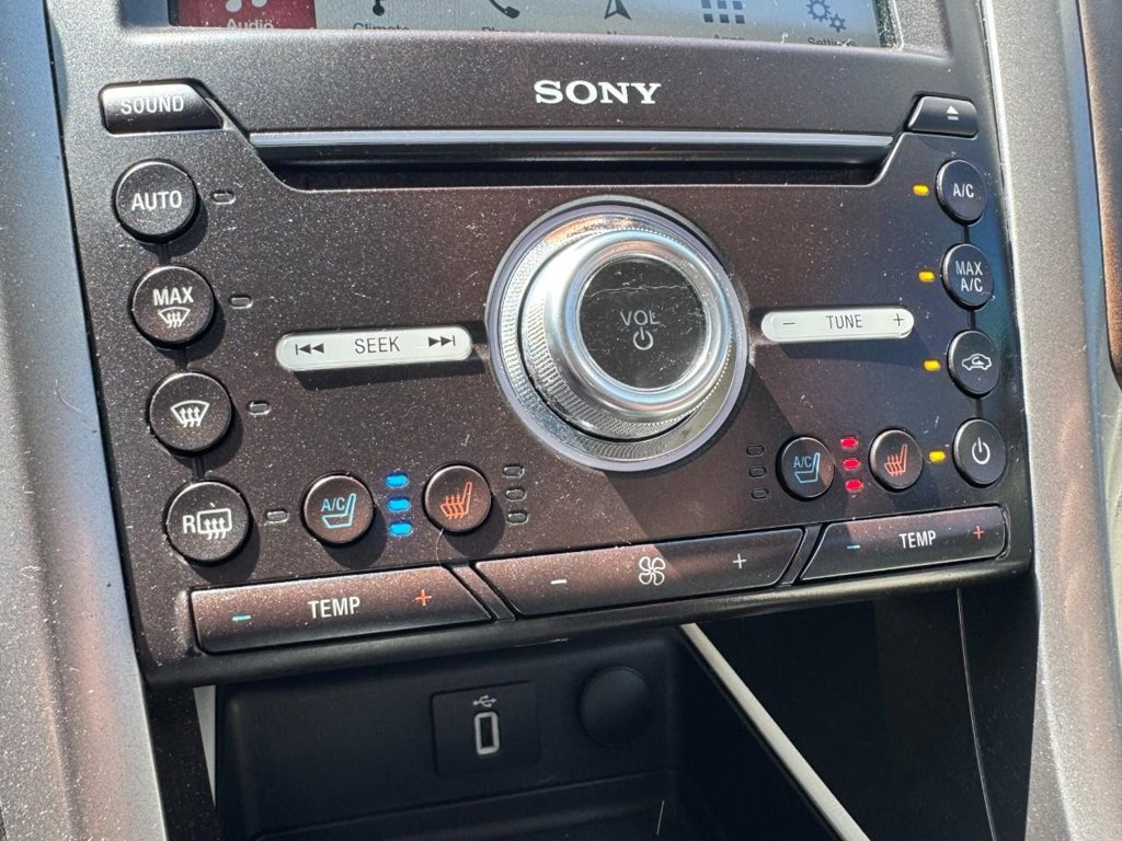 Used 2018 Ford Fusion Platinum FWD image 19
