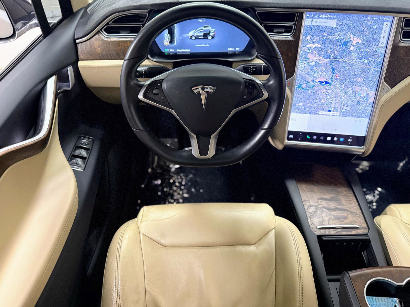 Used 2017 Tesla Model X 75D image 2