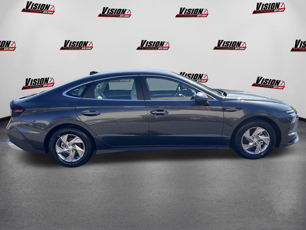 New 2026 Hyundai Sonata SE FWD image 6