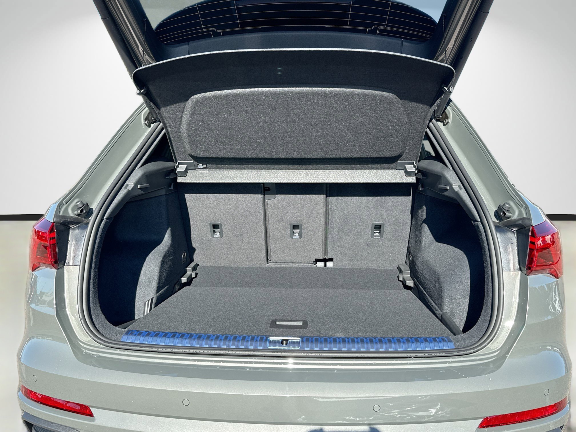 New 2025 Audi Q3 2.0T Premium Plus image 12