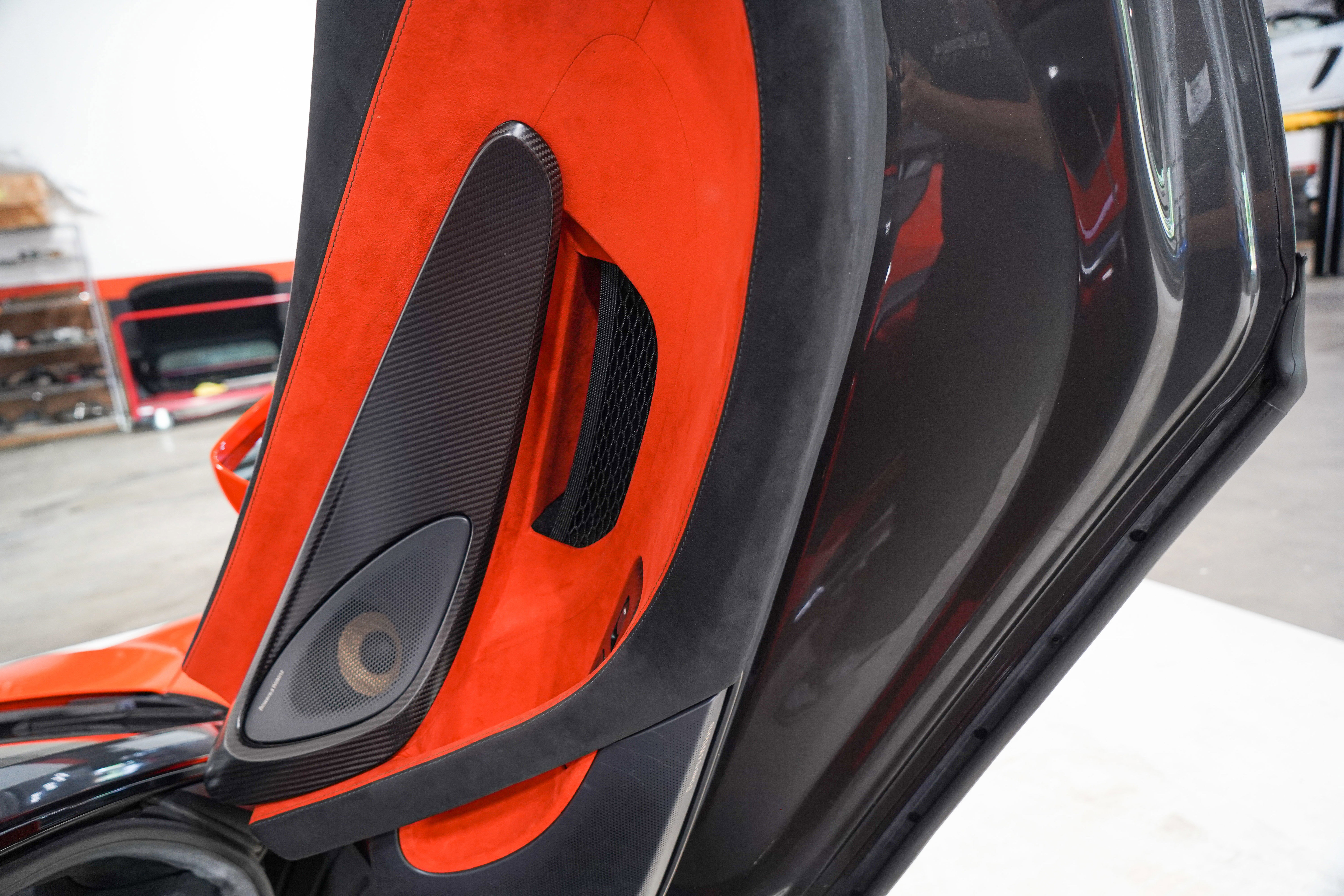 Used 2020 McLaren 600LT Spider RWD image 20