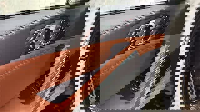 Used 2023 BMW X6 M50i w/ Executive Package image 13