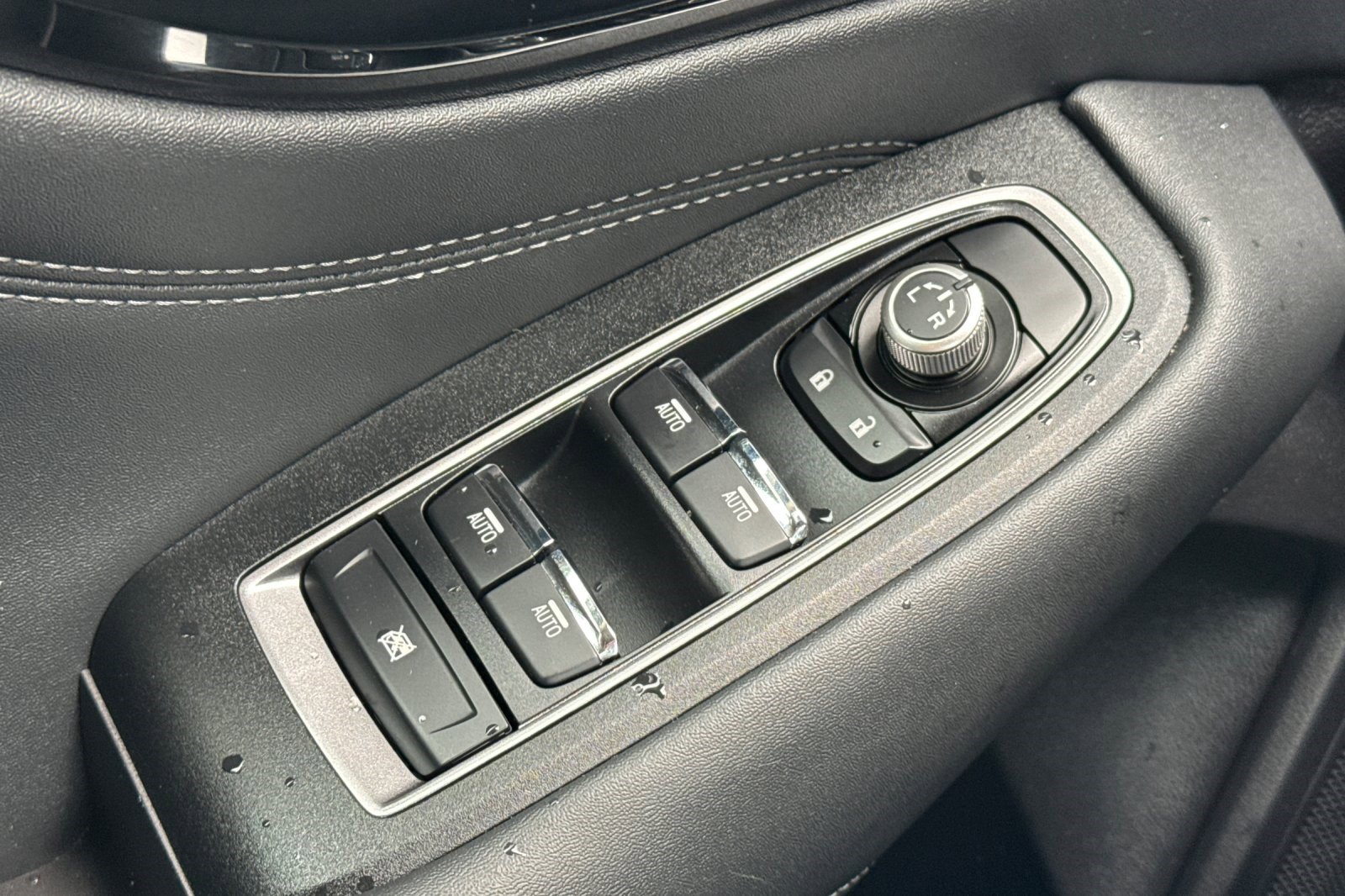 Used 2023 Subaru Outback Limited image 14