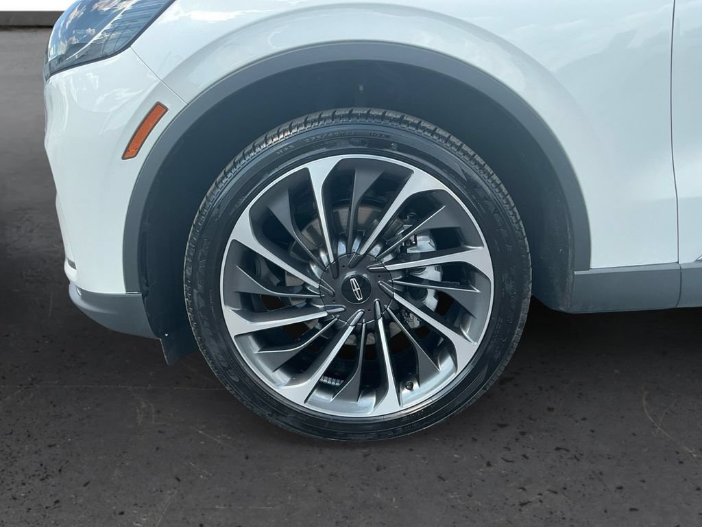 Certified 2026 Lincoln Aviator Reserve AWD/4WD image 13