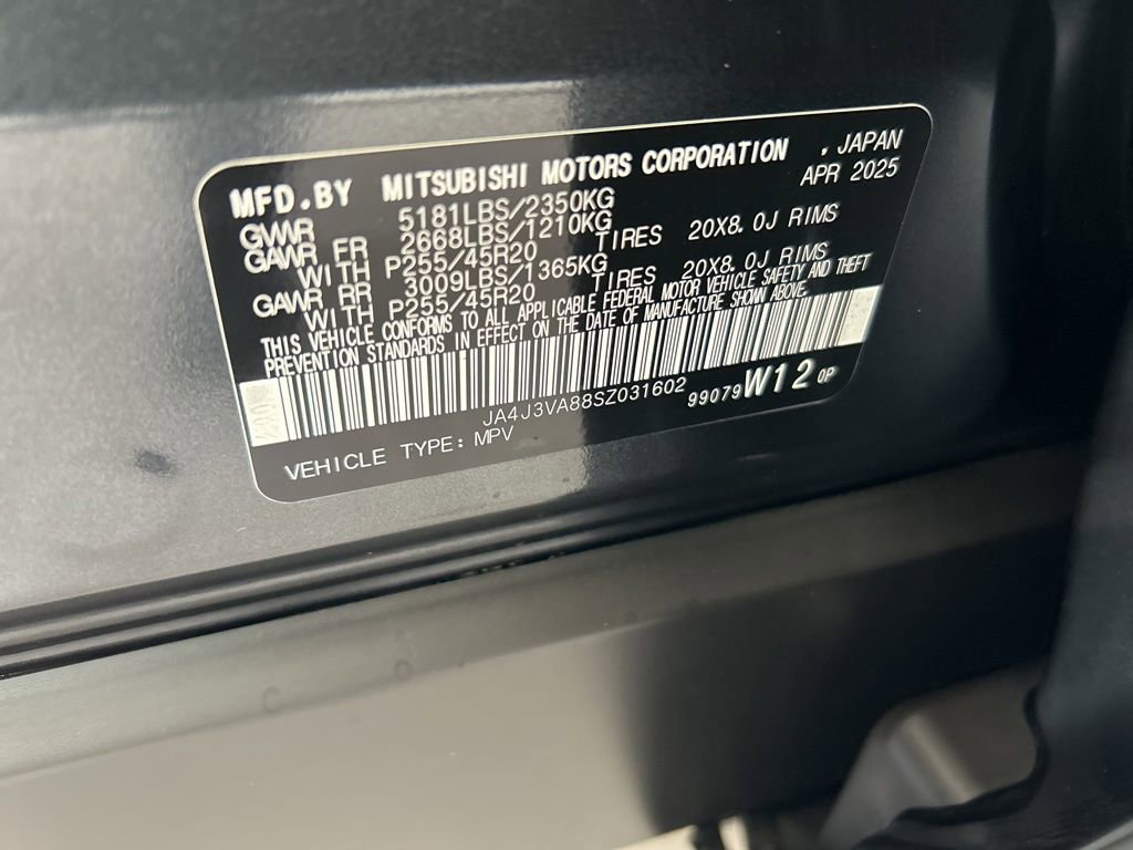 New 2025 Mitsubishi Outlander SE image 40