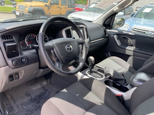 Used 2005 MAZDA Tribute s w/ Package 1 AWD/4WD image 7