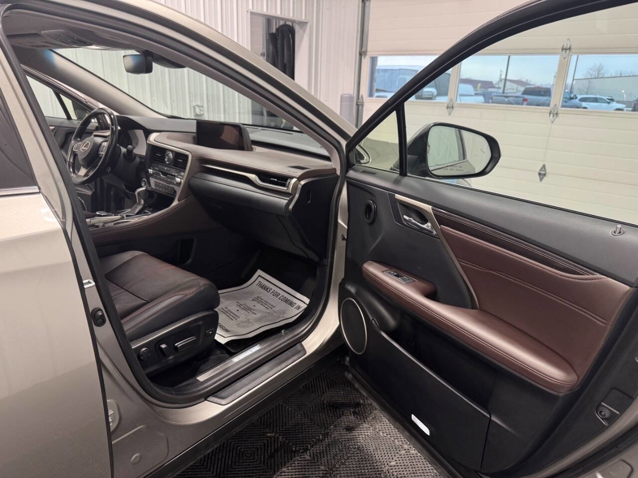 Used 2018 Lexus RX 450hL Luxury w/ Accessory Package image 18