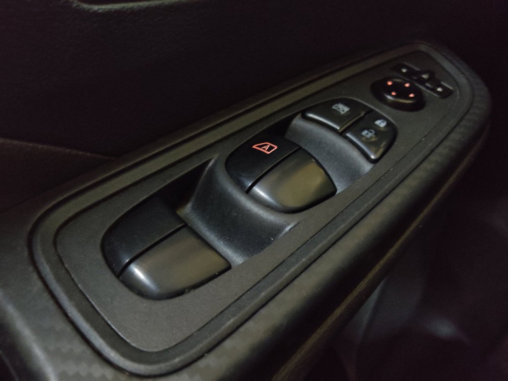 Used 2023 Nissan Versa SV FWD image 27