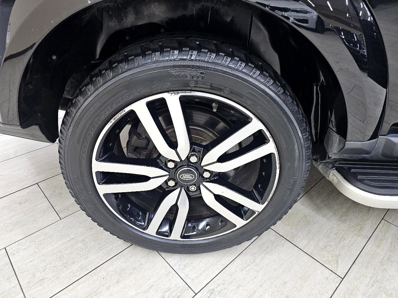 Used 2016 Land Rover LR4 HSE LUX image 42