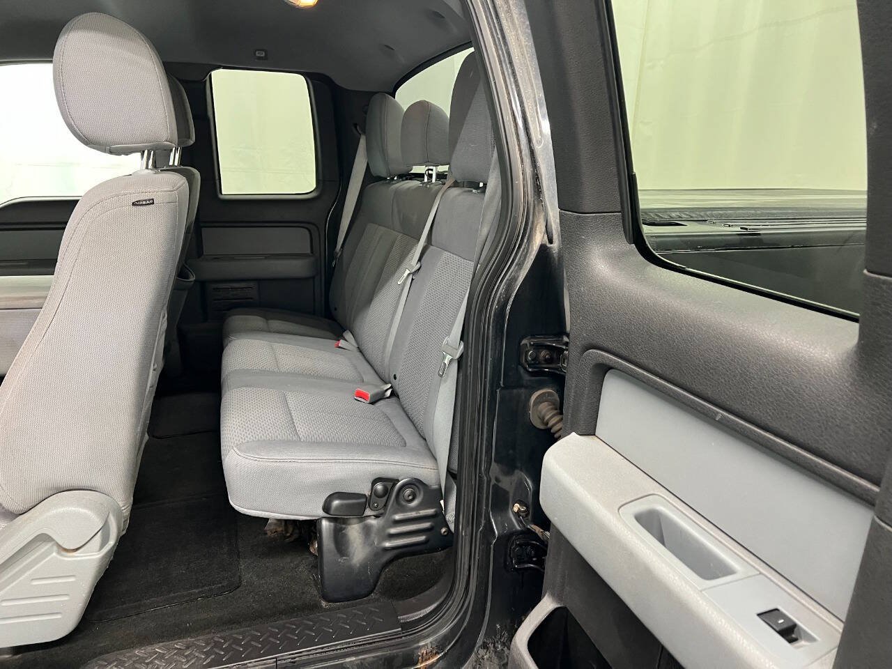 Used 2012 Ford F150 XLT w/ XLT Chrome Pkg AWD/4WD image 9