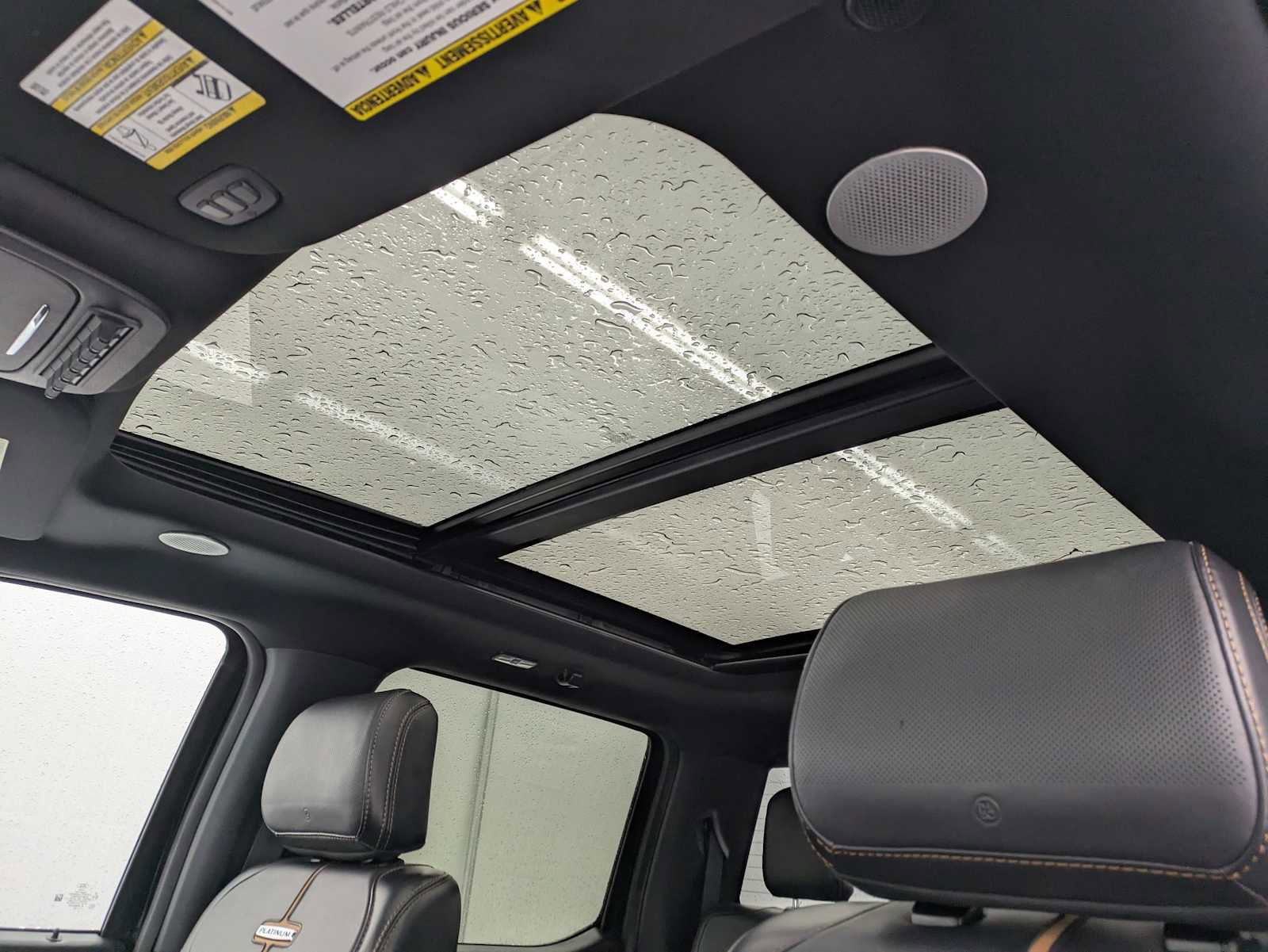 Used 2023 Ford F350 Platinum w/ Tremor Off-Road Package AWD/4WD image 21