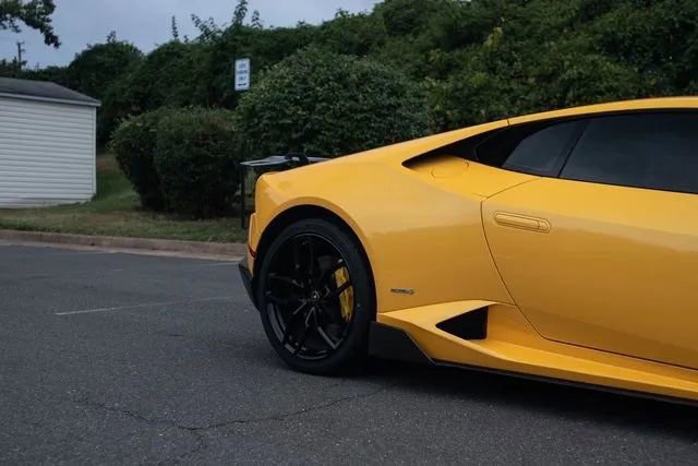 Used 2015 Lamborghini Huracan LP 610-4 image 49