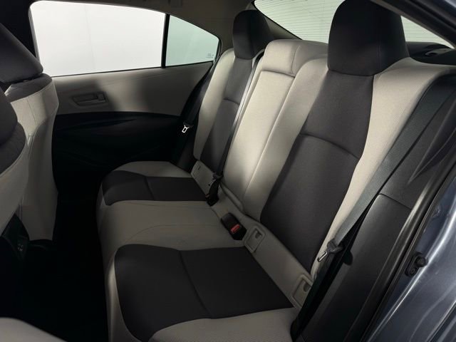 Used 2025 Toyota Corolla LE image 17