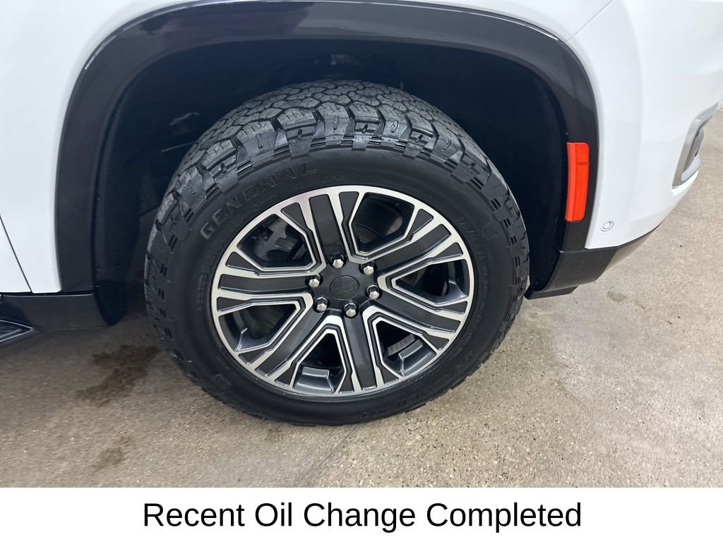 Used 2023 Jeep Wagoneer 4WD w/ Premium Group I image 13