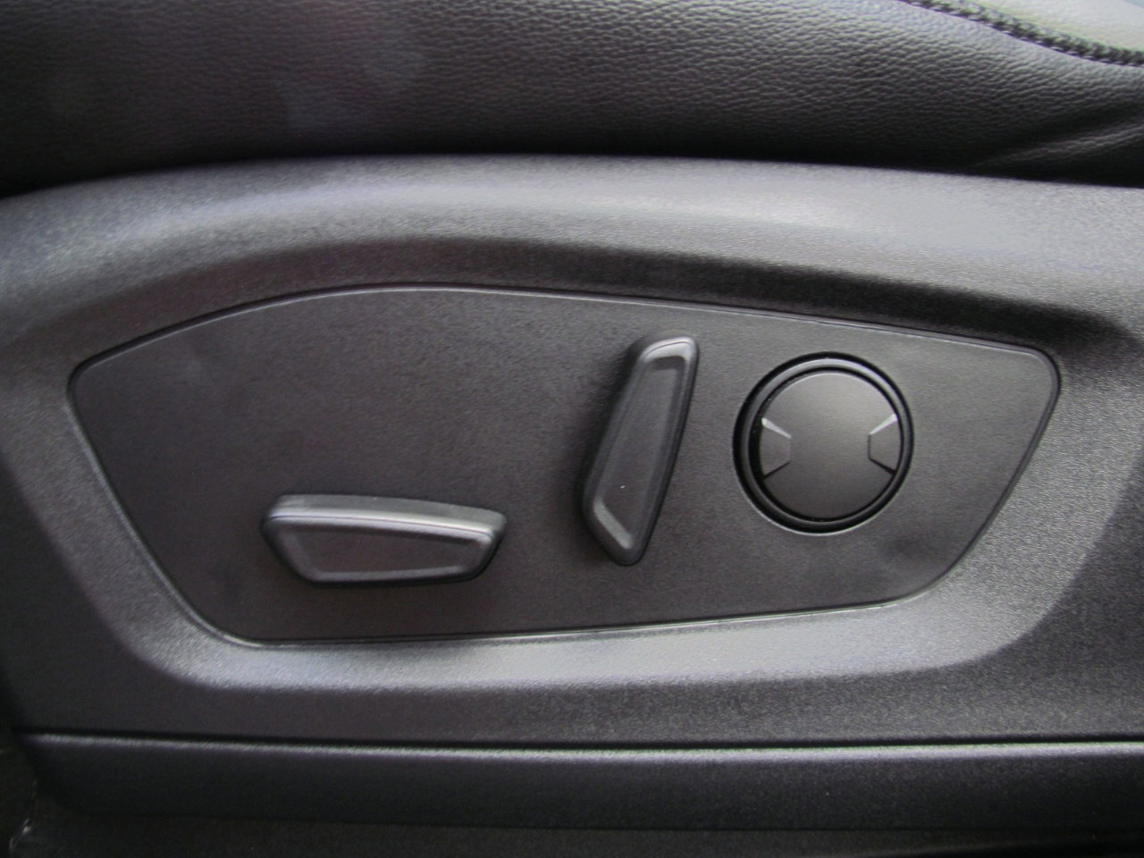 Used 2021 Ford Explorer XLT w/ Equipment Group 202A image 15