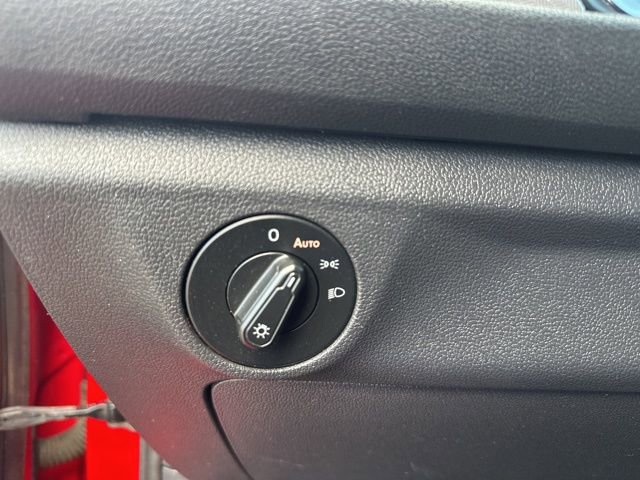 Used 2019 Volkswagen Jetta S image 19