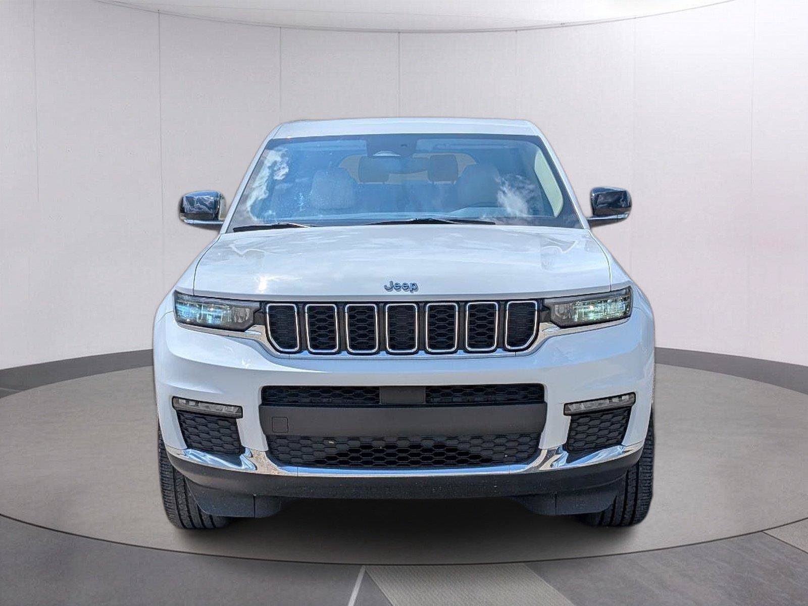 Used 2021 Jeep Grand Cherokee L Limited AWD/4WD image 10