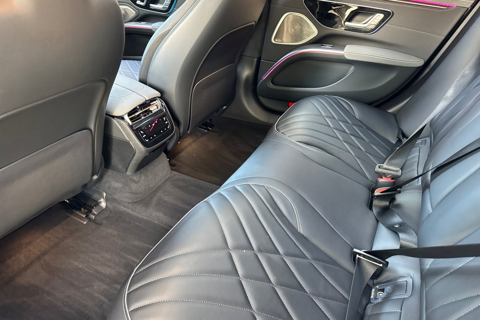 Certified 2023 Mercedes-Benz EQS 580 4MATIC Sedan image 30