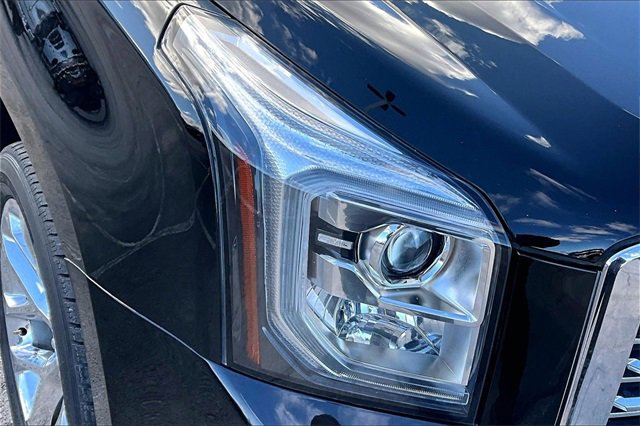 Used 2018 GMC Yukon Denali w/ Open Road Package image 33
