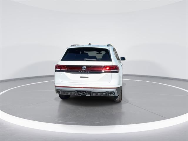 New 2026 Volkswagen Atlas Peak Edition image 7