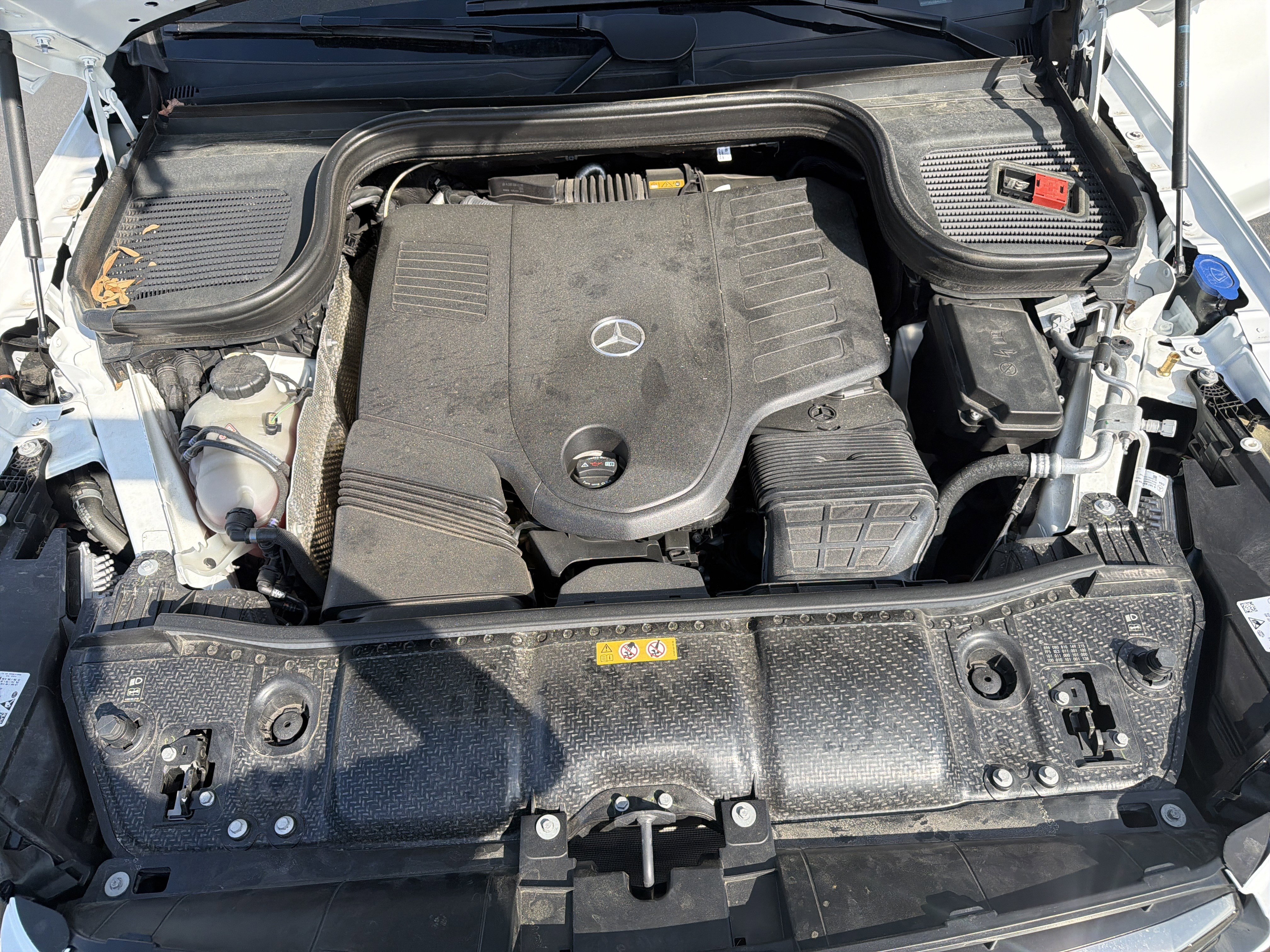 Certified 2025 Mercedes-Benz GLS 450 4MATIC image 35