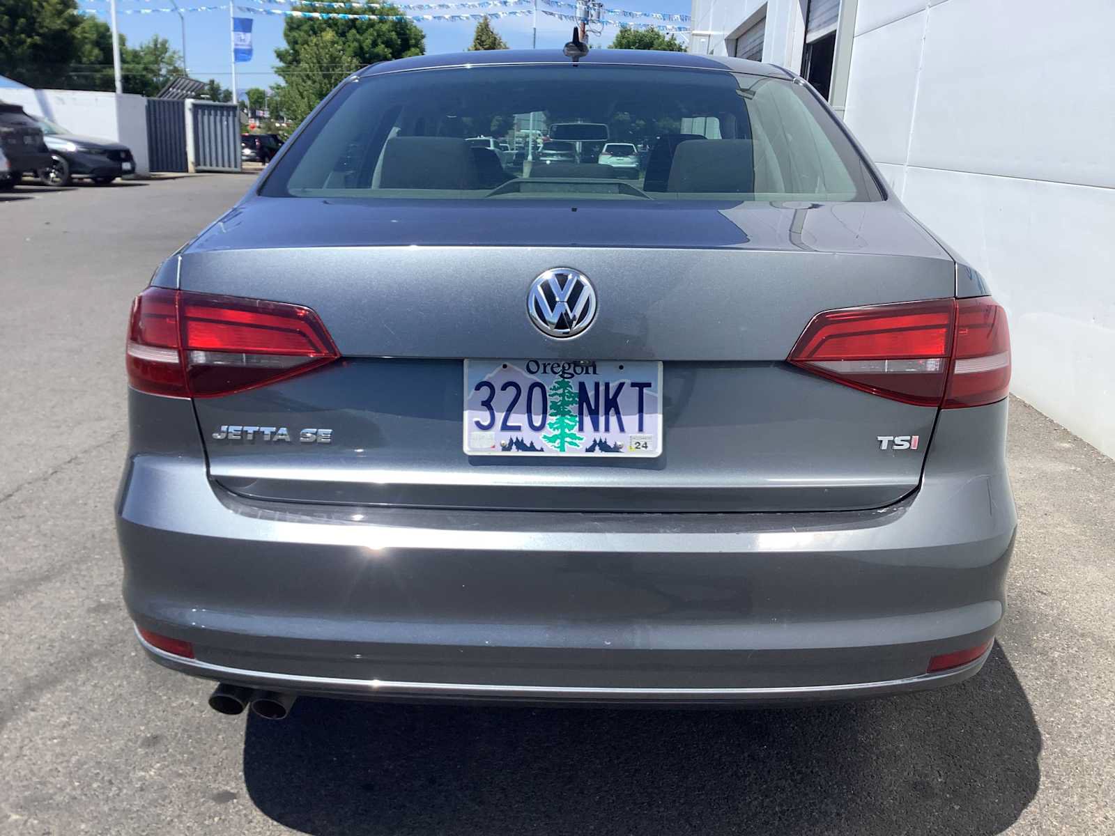 Used 2016 Volkswagen Jetta SE FWD image 5