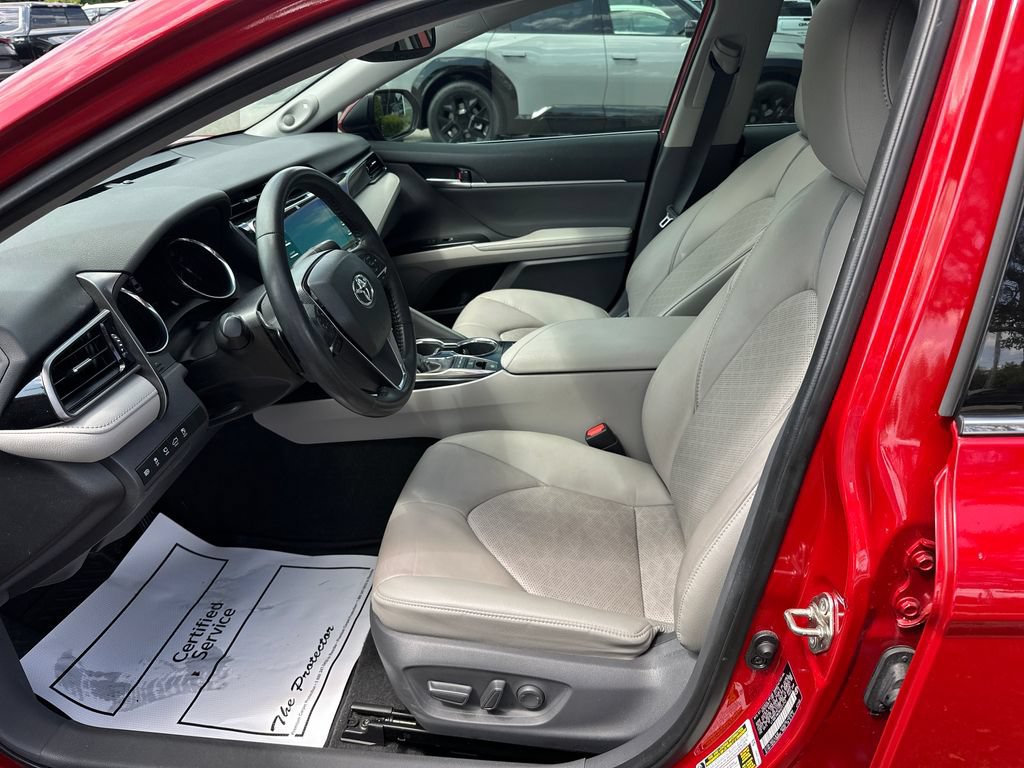 Used 2019 Toyota Camry XSE w/ Driver Assist Package FWD image 9