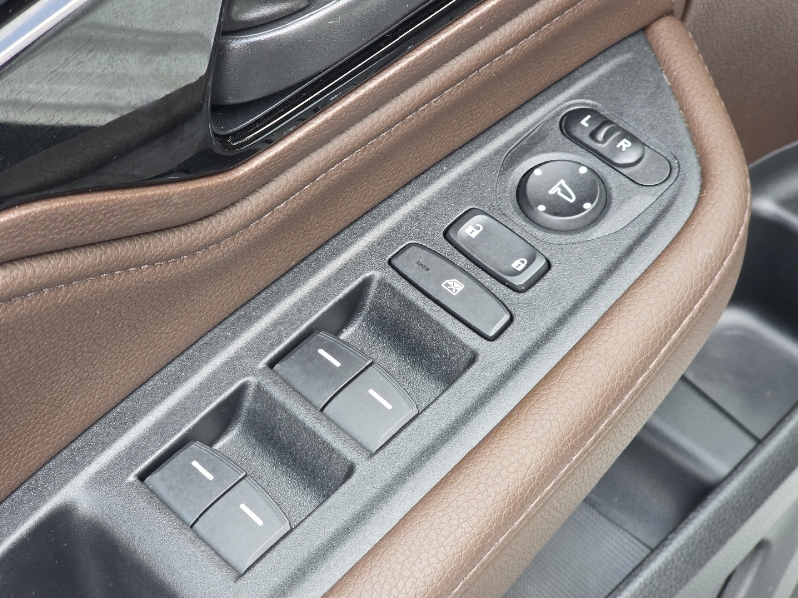 Used 2025 Honda Odyssey Touring image 28