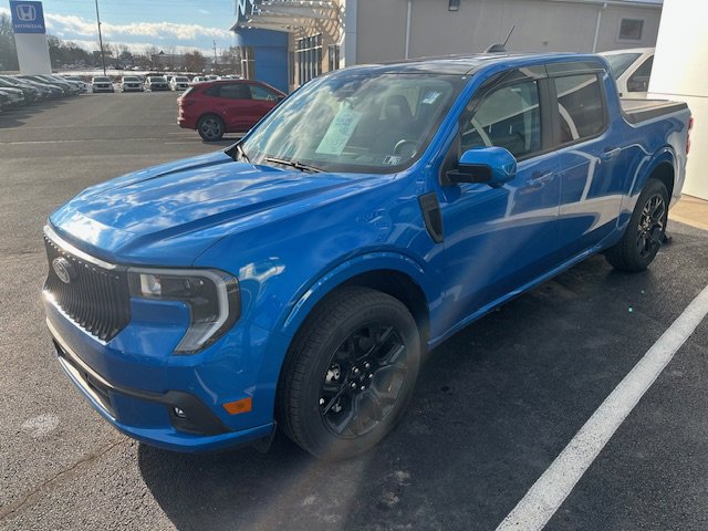 New 2025 Ford Maverick Lobo image 4