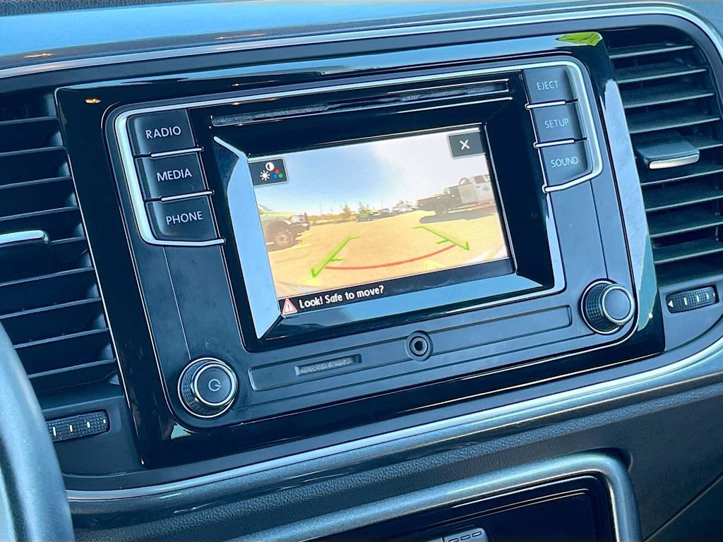 Used 2018 Volkswagen Beetle 2.0T S image 13