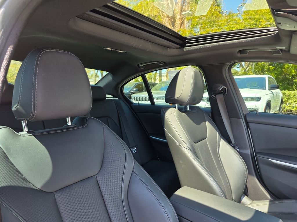 Used 2023 BMW 330i Sedan w/ Driving Assistance Package image 11