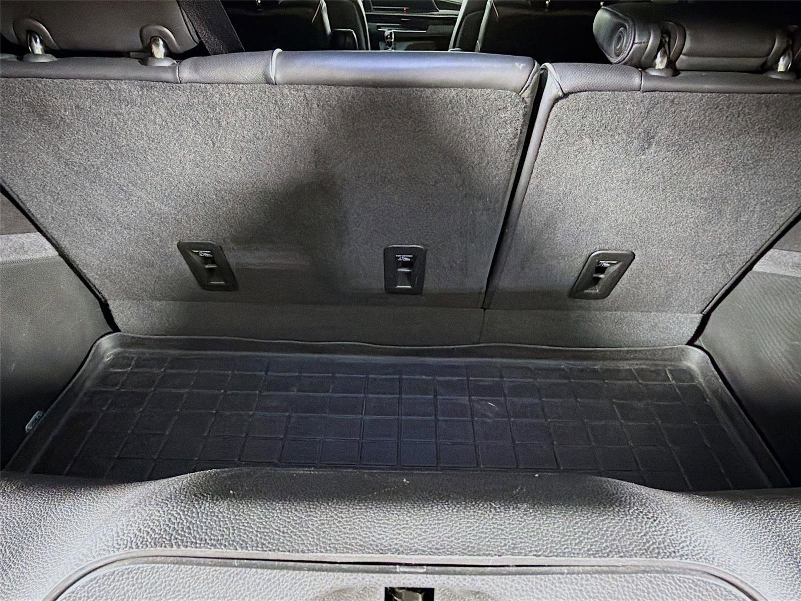 Used 2021 Cadillac Escalade Sport Platinum image 26