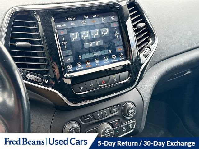 Used 2021 Jeep Cherokee Limited image 17