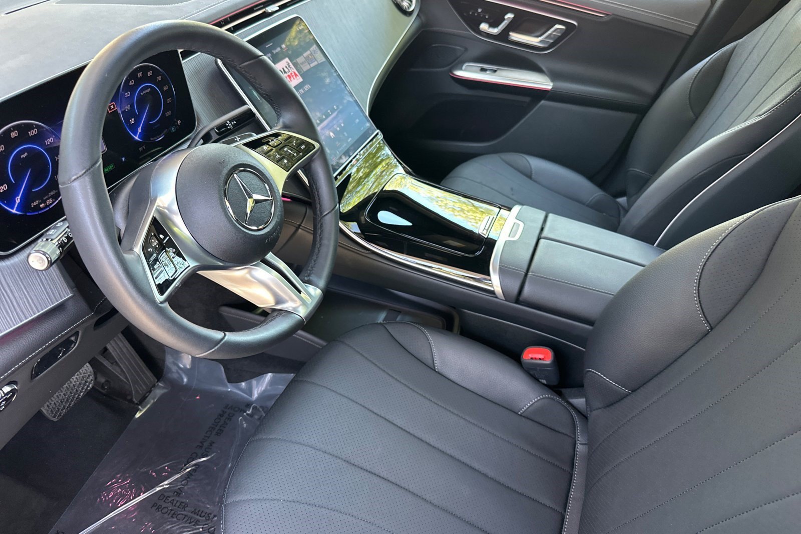 Used 2026 Mercedes-Benz EQE 320 4MATIC SUV image 4