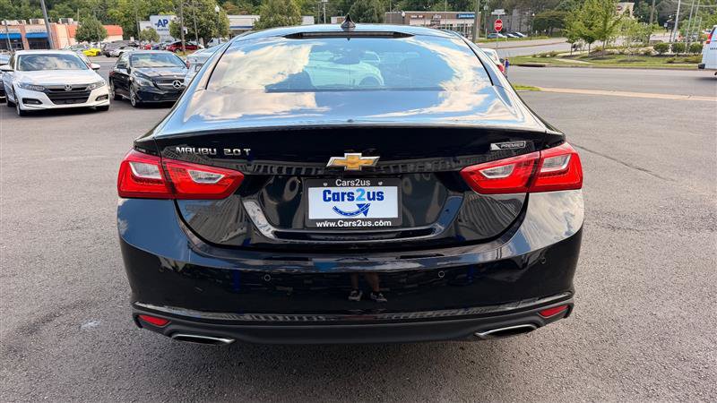 Used 2018 Chevrolet Malibu Premier w/ Premier Sun and Wheel Package FWD image 5