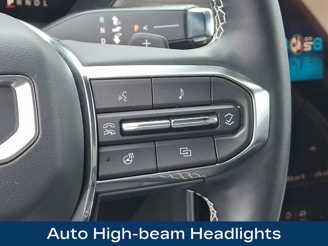 Used 2025 GMC Acadia Denali w/ LPO, Floor Liner Package AWD/4WD image 8